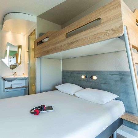 Ibis Budget Versailles - Trappes Ngoại thất bức ảnh